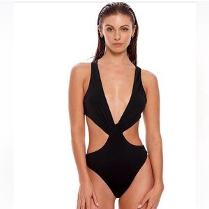 Agua Bendita Fera One-Piece swimsuit size M new with tags